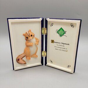 Charming Tails Library Character Figurine Chauncey Chipmunk 98/569